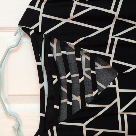 Studio One Geometric Black and White Dress Size 16 NWT - Picture 5 of 9